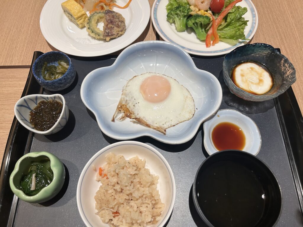 八重山の朝食